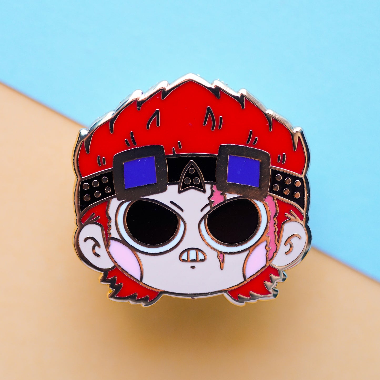 jaggy - enamel pin